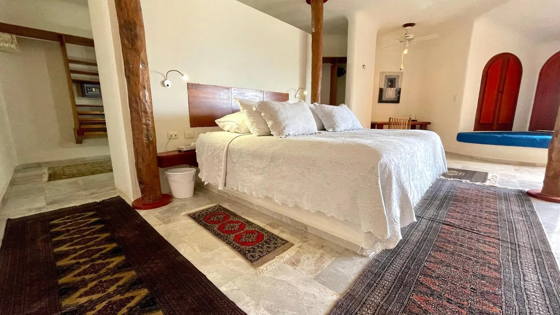 6Br Spacious Waterfront Villa With Private Pool By Solmar Rentals Cancun 0*,  Mexico