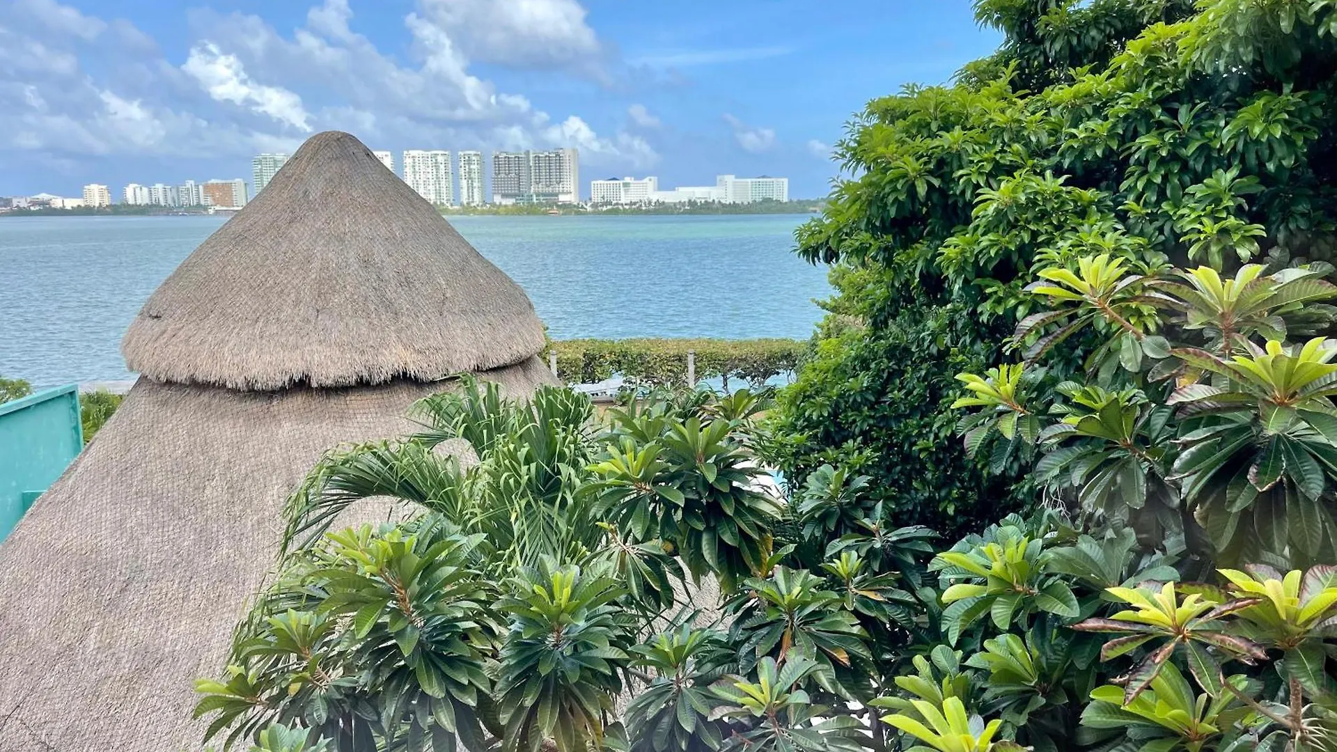6Br Spacious Waterfront Villa With Private Pool By Solmar Rentals Cancun