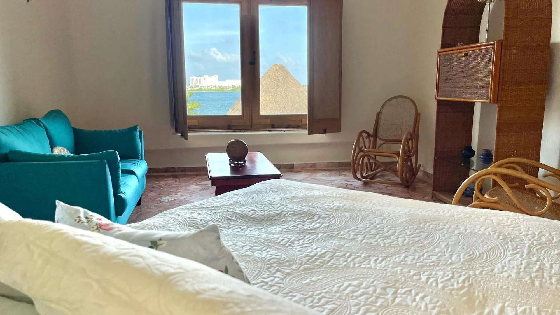 6Br Spacious Waterfront Villa With Private Pool By Solmar Rentals Cancun