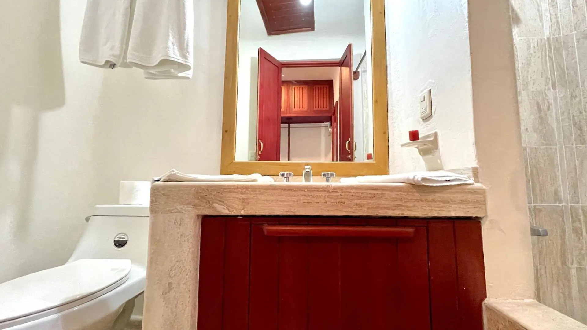 6Br Spacious Waterfront Villa With Private Pool By Solmar Rentals Cancun 0*,